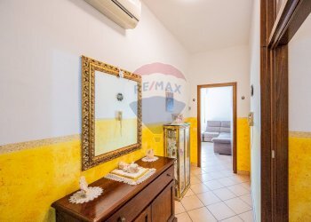 Hall / corridoio - Trilocale Via Piccola Atene
 
18, Sabbioneta - foto 9