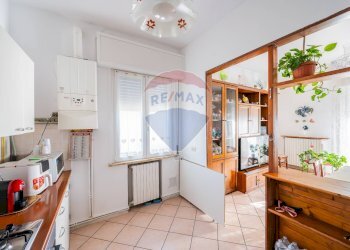 Cucina - Trilocale Via Piccola Atene
 
18, Sabbioneta - foto 18