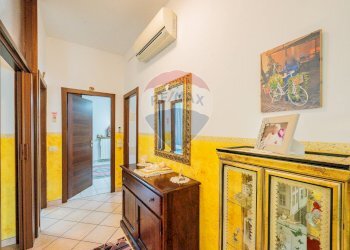 Hall / corridoio - Trilocale Via Piccola Atene
 
18, Sabbioneta - foto 22