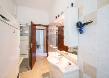 Bagno - Trilocale Via Piccola Atene
 
18, Sabbioneta - foto 36