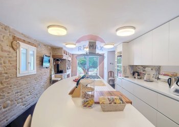 Cucina - Villa Romano d'Ezzelino - foto 13