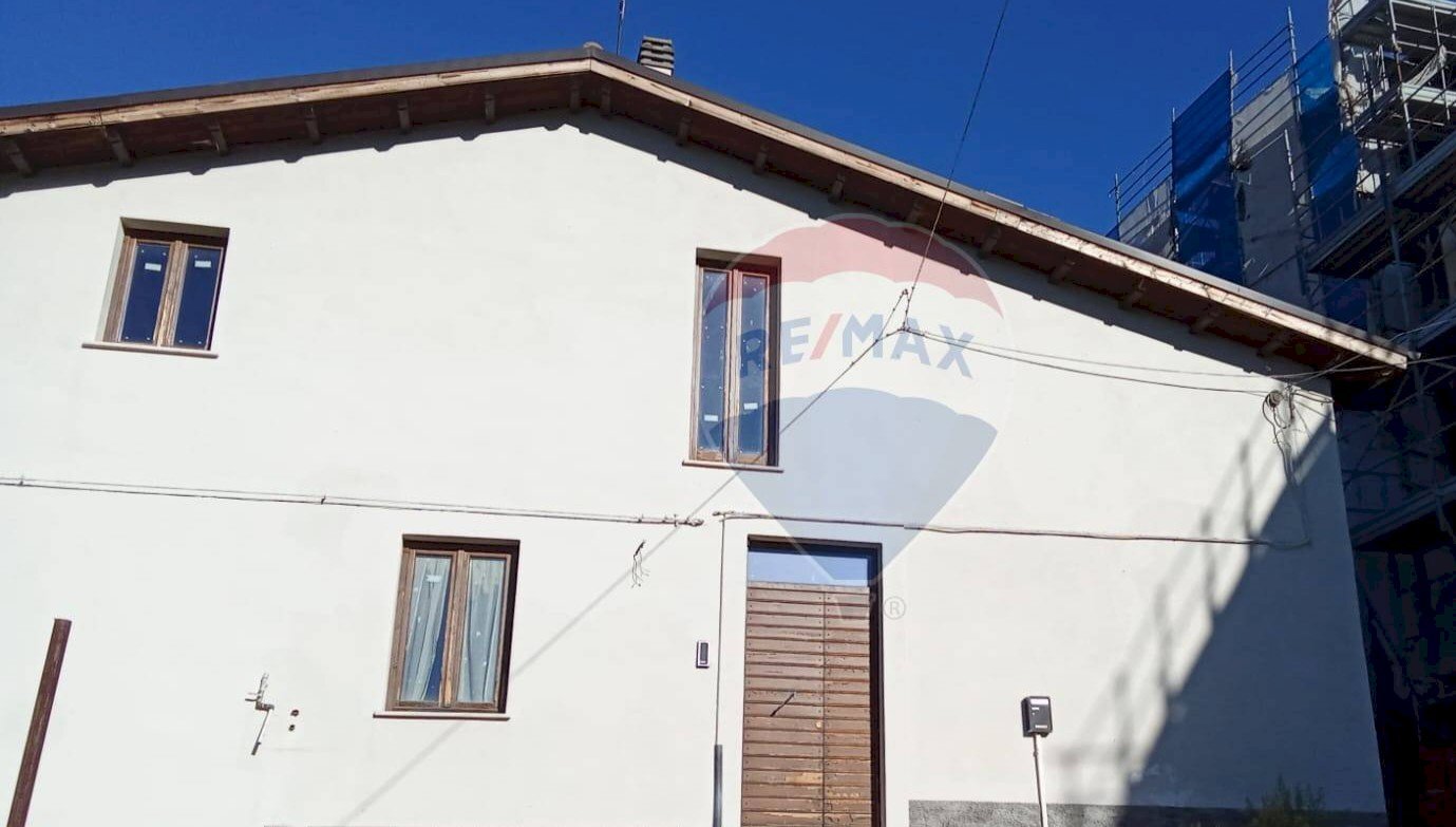 Casa all\'aperto - Casa semi indipendente Via Baglietto
 
15, Castelvecchio Subequo - foto 1