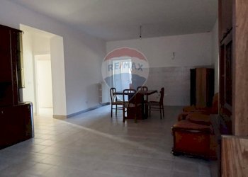 Sala da pranzo - Casa semi indipendente Via Baglietto
 
15, Castelvecchio Subequo - foto 3