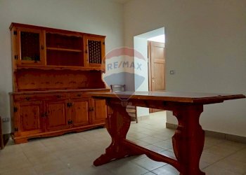 Sala da pranzo - Casa semi indipendente Via Baglietto
 
15, Castelvecchio Subequo - foto 4