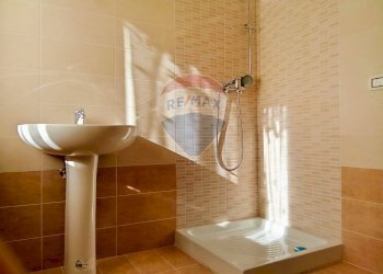 Bagno - Casa semi indipendente Via Baglietto
 
15, Castelvecchio Subequo - foto 11