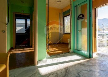 Hall / corridoio - Locale Commerciale Via delle Recocce
 
snc, Carsoli - foto 3
