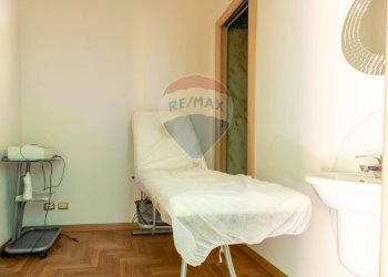Camera / camera da letto - Locale Commerciale Via delle Recocce
 
snc, Carsoli - foto 12