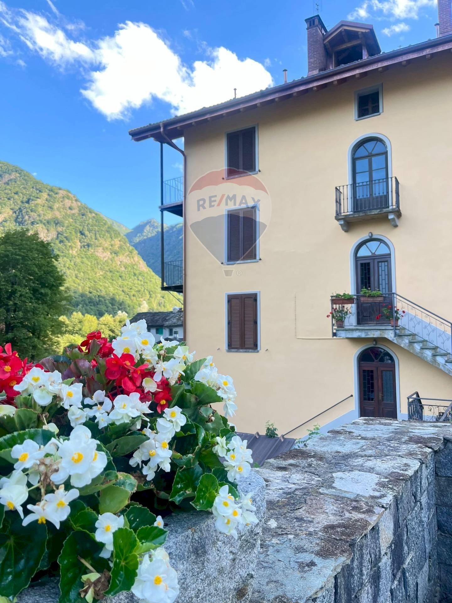 Casa all\'aperto - Trilocale via Monterosa
 
4, Scopa - foto 1