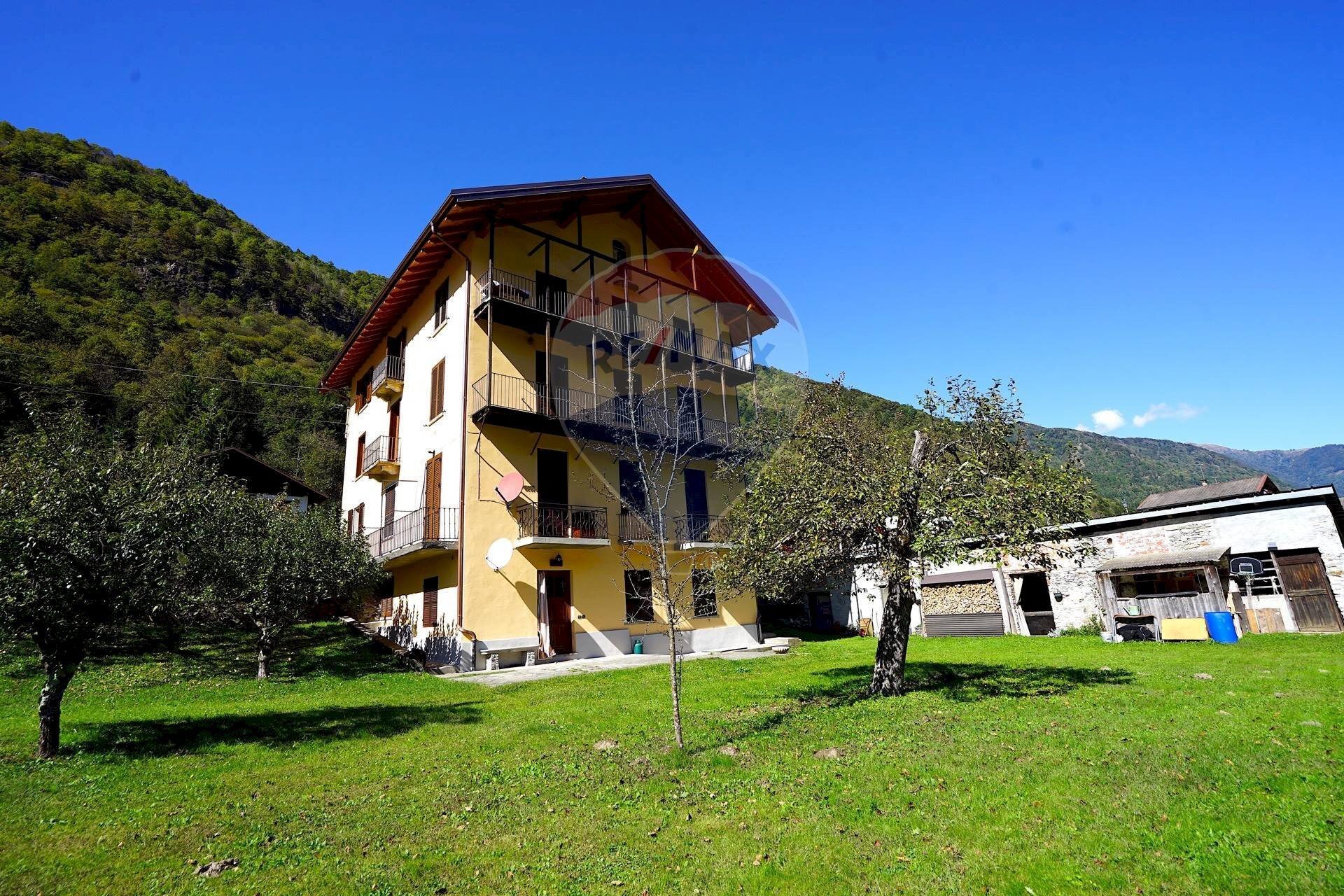 Casa all\'aperto - Trilocale via Monterosa
 
4, Scopa - foto 3