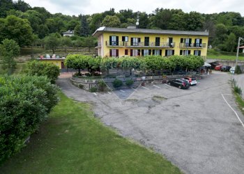 Casa all\'aperto - Stabile - Palazzo via Crose
 
55, Massino Visconti - foto 3