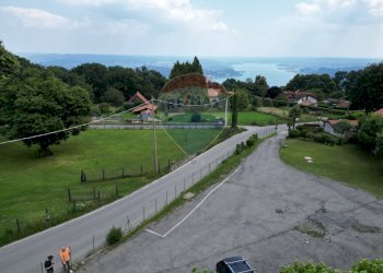Vista dell\'acqua - Stabile - Palazzo via Crose
 
55, Massino Visconti - foto 9