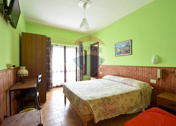 Camera / camera da letto - Stabile - Palazzo via Crose
 
55, Massino Visconti - foto 38