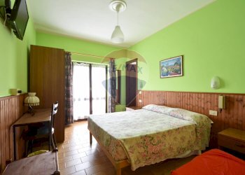 Camera / camera da letto - Stabile - Palazzo via Crose
 
55, Massino Visconti - foto 39