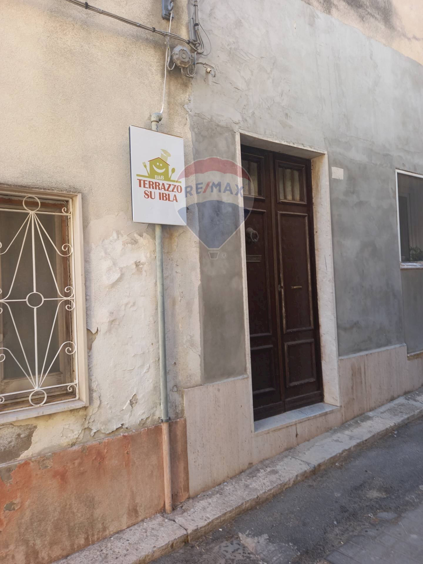 Edificio all\'aperto - Terreno non edificabile Via Ten. Schembari
 
2, Ragusa - foto 2