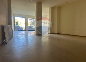 Stanza vuota - Locale Commerciale via archimede
 
318, Ragusa - foto 11