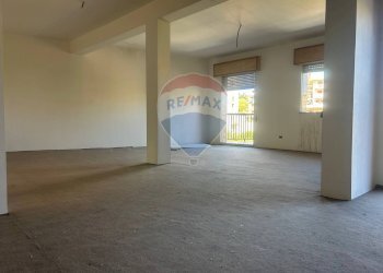 Stanza vuota - Locale Commerciale via archimede
 
318, Ragusa - foto 30