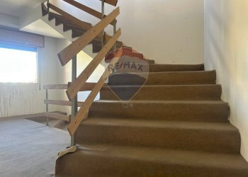 Scale - Locale Commerciale via archimede
 
318, Ragusa - foto 35