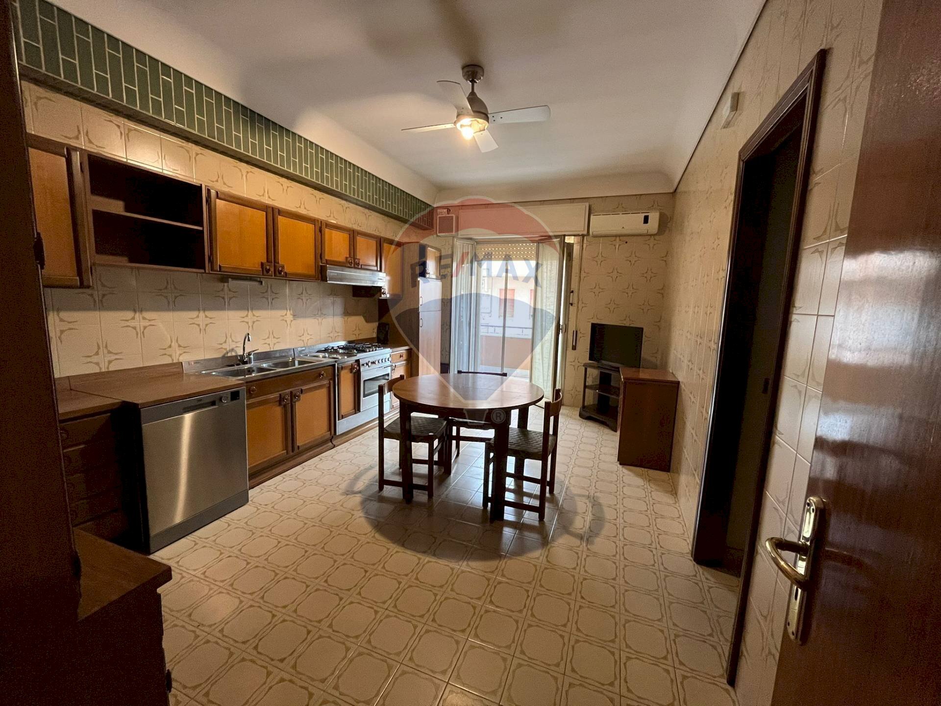 Cucina - Appartamento Via Dei Peloritani
 
57, Ragusa - foto 3