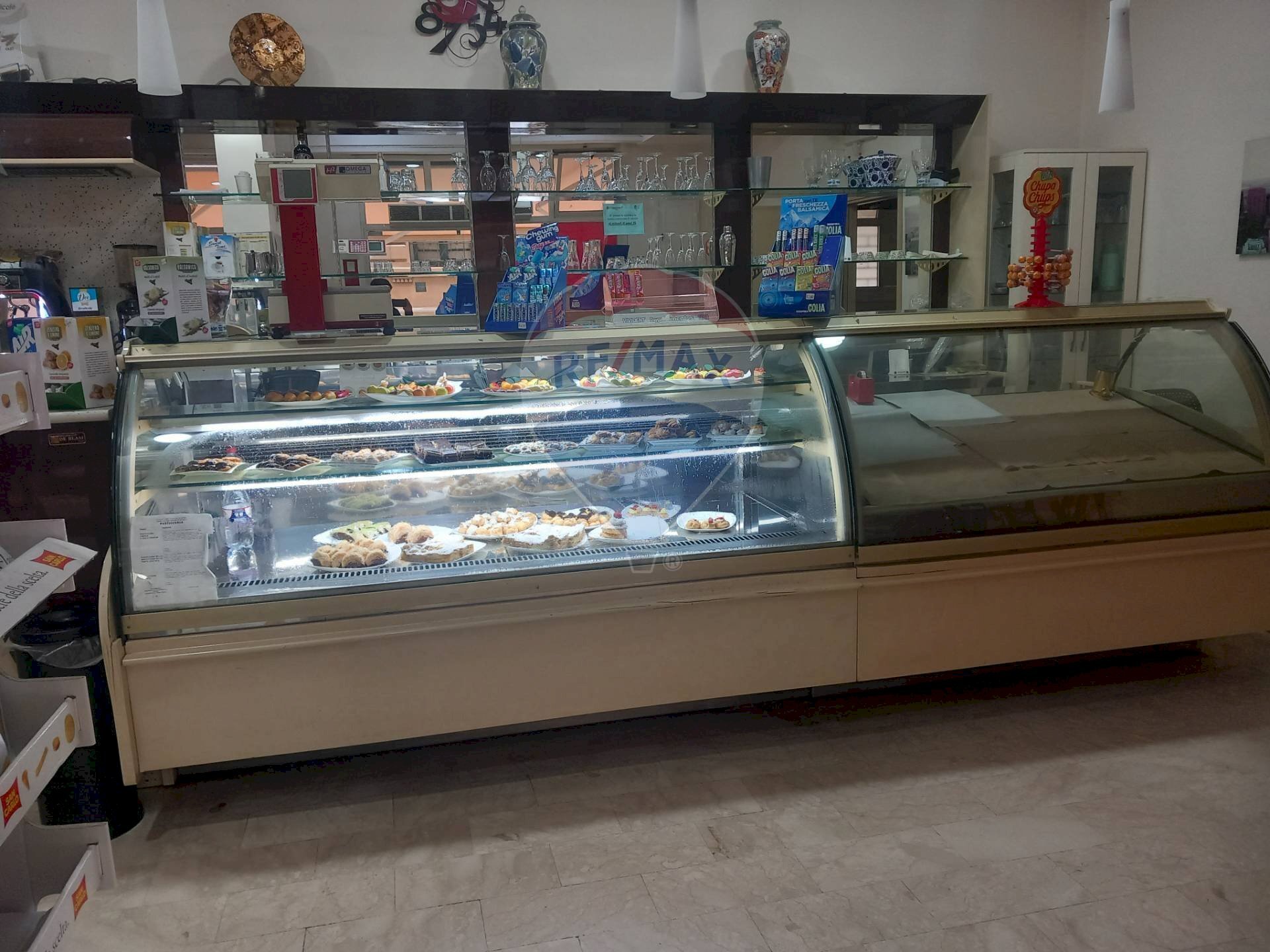 Ricezione / Lobby - Bar Tavola Calda - Fredda via bixio
44, Vittoria - foto 3