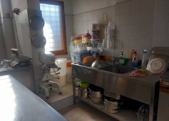 Cucina - Bar Tavola Calda - Fredda via bixio
 
44, Vittoria - foto 12