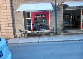 Edificio all\'aperto - Bar Tavola Calda - Fredda via bixio
 
44, Vittoria - foto 2