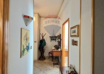 Hall / corridoio - Appartamento via Valparadiso
 
15, Palermo - foto 31