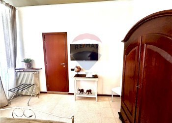 Soggiorno - Attività Commerciale Via Montegrappa
 
3, Lecce - foto 10