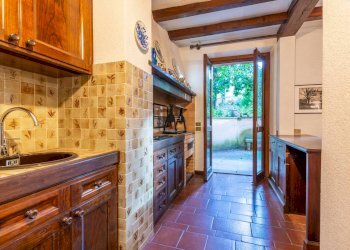 Foto 15 - Villa Viale Aguggiari
 
14, Varese - foto 15