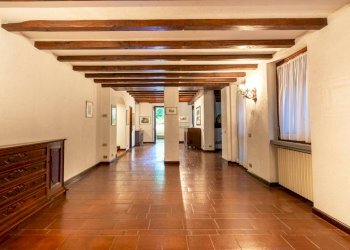 Foto 9 - Villa Viale Aguggiari
 
14, Varese - foto 9