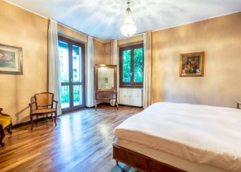 Foto 19 - Villa Viale Aguggiari
 
14, Varese - foto 19