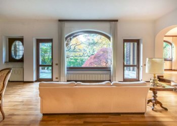 Foto 27 - Villa Viale Aguggiari
 
14, Varese - foto 27