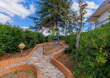 Giardino - Villa Via San Domenico
 
4/A, Martina Franca - foto 31