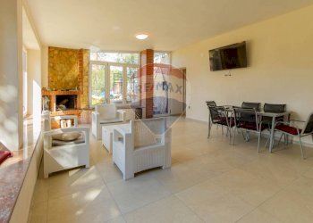 Sala da pranzo - Villa Via San Domenico
 
4/A, Martina Franca - foto 34