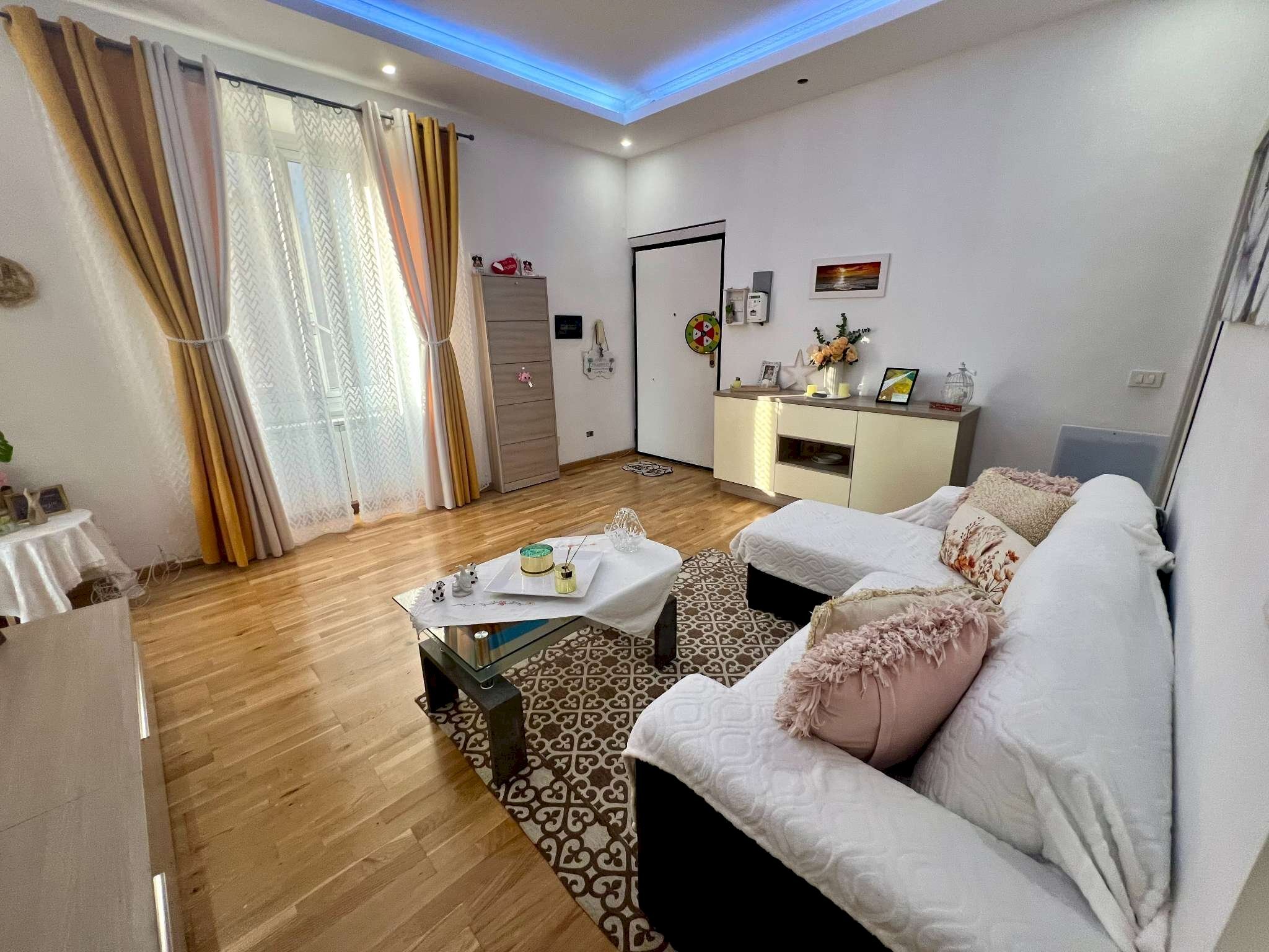 Three-room apartment Genova - photo 2