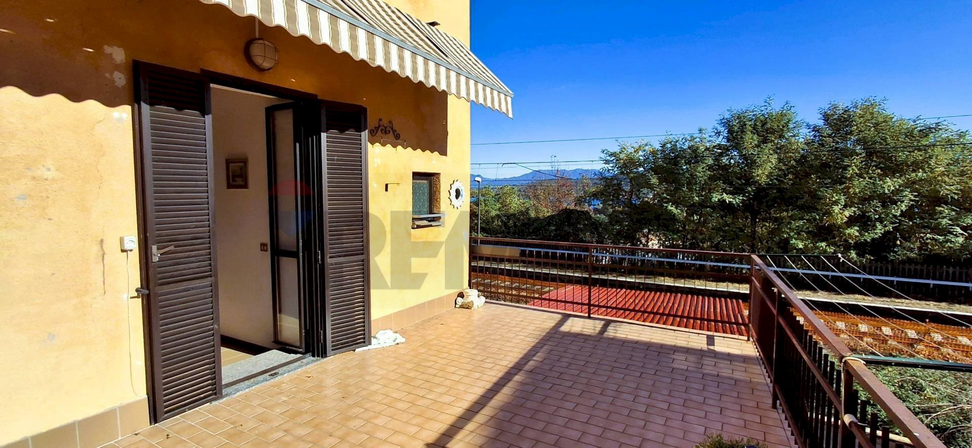 Terrazza - Trilocale via Roma
 
13, Dormelletto - foto 1