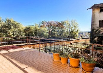 Terrazza - Trilocale via Roma
 
13, Dormelletto - foto 5