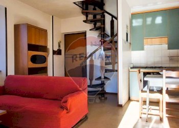 Sala da pranzo - Trilocale via Roma
 
13, Dormelletto - foto 8