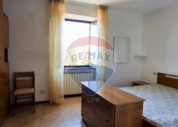 Camera / camera da letto - Trilocale via Roma
 
13, Dormelletto - foto 25