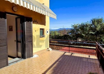 Terrazza - Trilocale via Roma
 
13, Dormelletto - foto 1