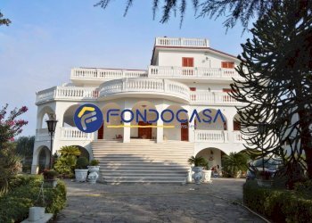 Foto 1 - Villa via nazionale
 
10, Amorosi - foto 1