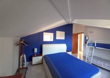 Camera da letto - Bilocale via Aurelia, 75, Ceriale - foto 8