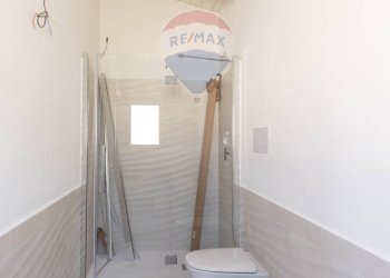 Bagno - Villa Via Leonardo Da Vinci
 
SNC, Loiri Porto San Paolo - foto 14