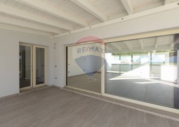 terrazza - Villa Via Leonardo Da Vinci
 
SNC, Loiri Porto San Paolo - foto 29
