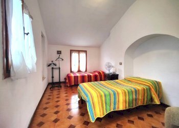 Camera da letto - Apartment piazza Guglielmo Marconi, Ceriana - photo 15