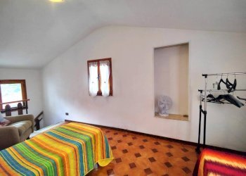 Camera da letto - Apartment piazza Guglielmo Marconi, Ceriana - photo 17