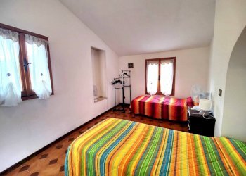 Camera da letto - Appartamento piazza Guglielmo Marconi, Ceriana - foto 18