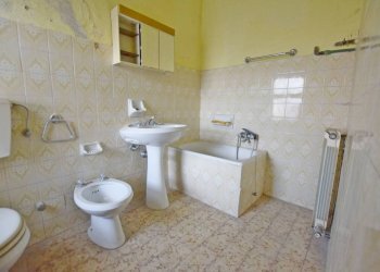 Bagno - Independent house via Umberto I, 7, Rocca de' Baldi - photo 32