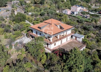 Foto 1 - Villa Via San Giovanni Santa Maria la Stella, Aci Sant'Antonio - foto 1