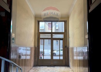 Ricezione / Lobby - Box Via Micheli ferdinando
 
21, Torino - photo 2