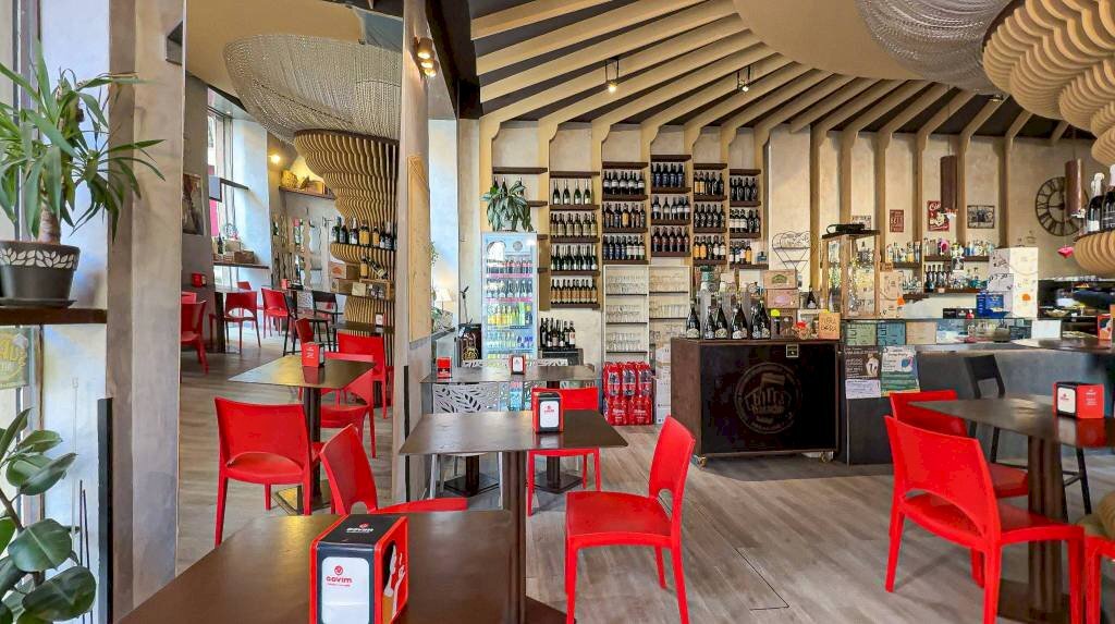 Interno non residenziale - Bar Tavola Calda - Fredda Savona (zona Centro storico) - foto 3